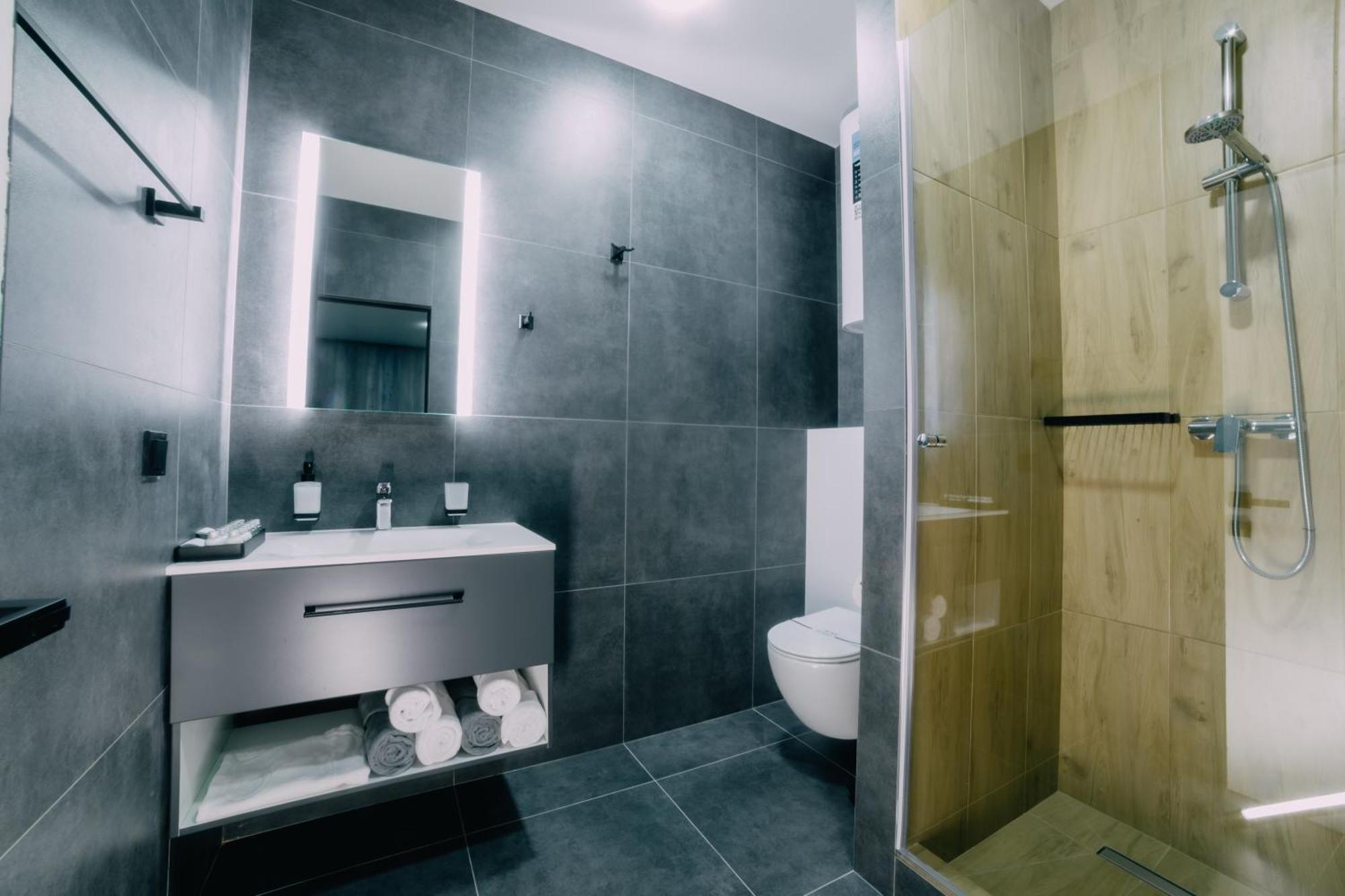 Rado Hotel Spa Хмельник Экстерьер фото